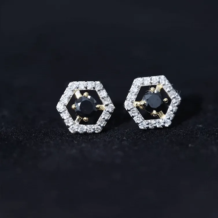 1 CT Minimal Black Spinel and Diamond Geometric Stud Earrings