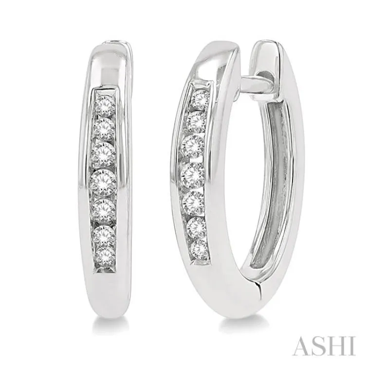 1/10 Ctw Inlay Round Cut Diamond Huggie Earrings in 10K White Gold