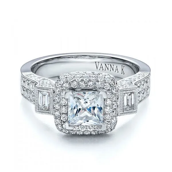 18K White Gold Halo Diamond Engagement Ring