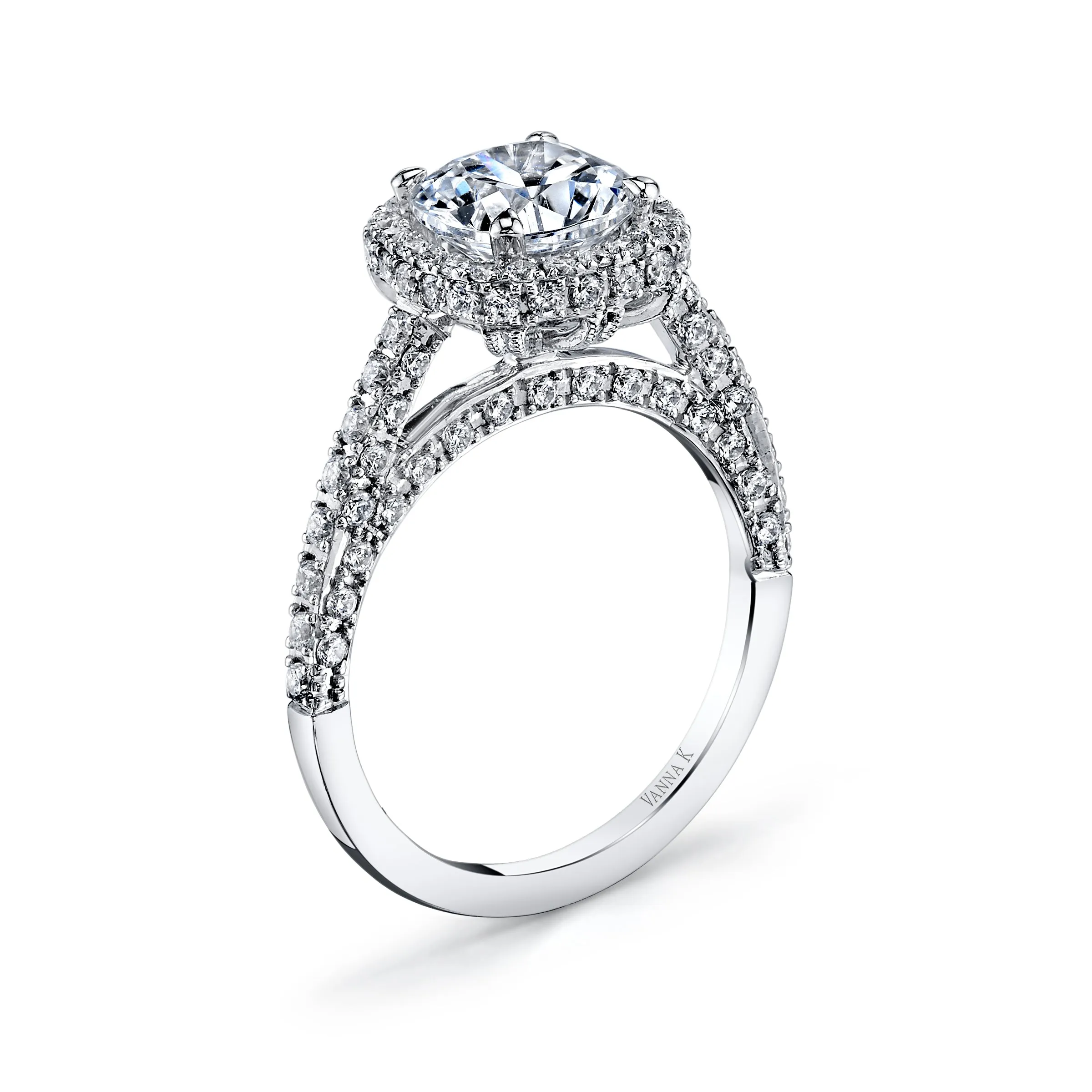 18K White Gold Halo Diamond Engagement Ring