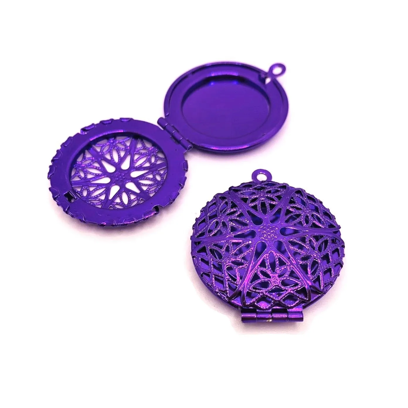 4 or 20 Pieces: Deep Purple Filigree Aromatherapy Essential Oil Diffuser Lockets