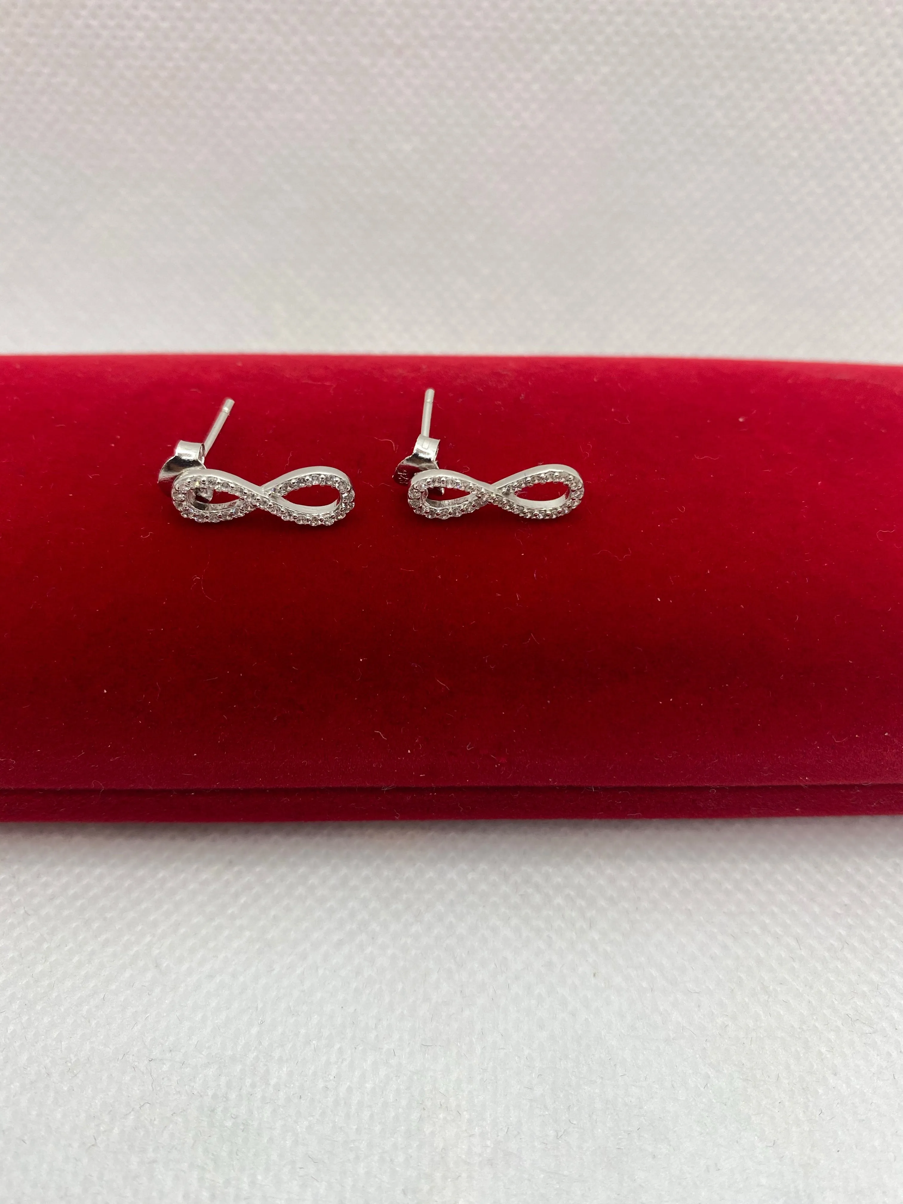 925 Sterling Silver infinity Stud earrings