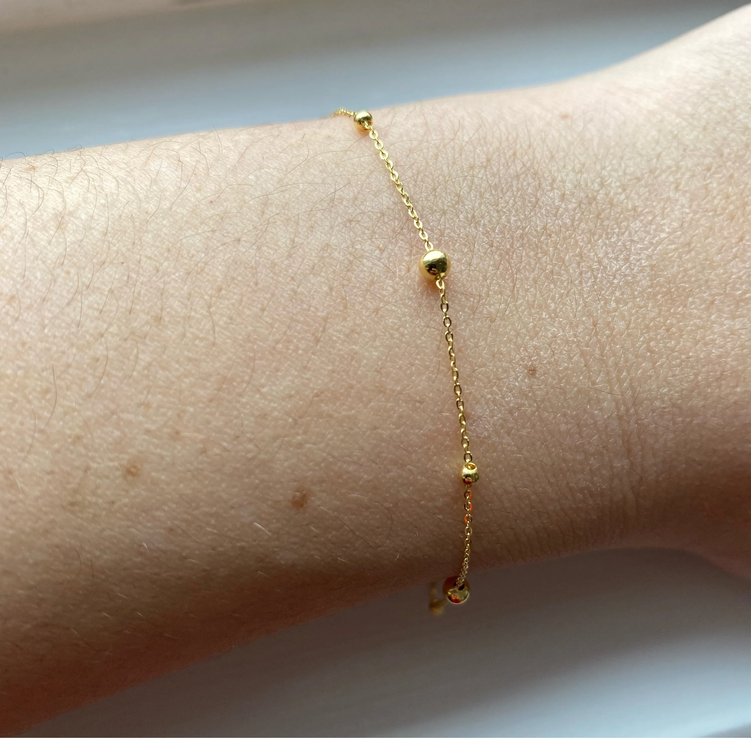 Alternating Gold Bead Bracelet