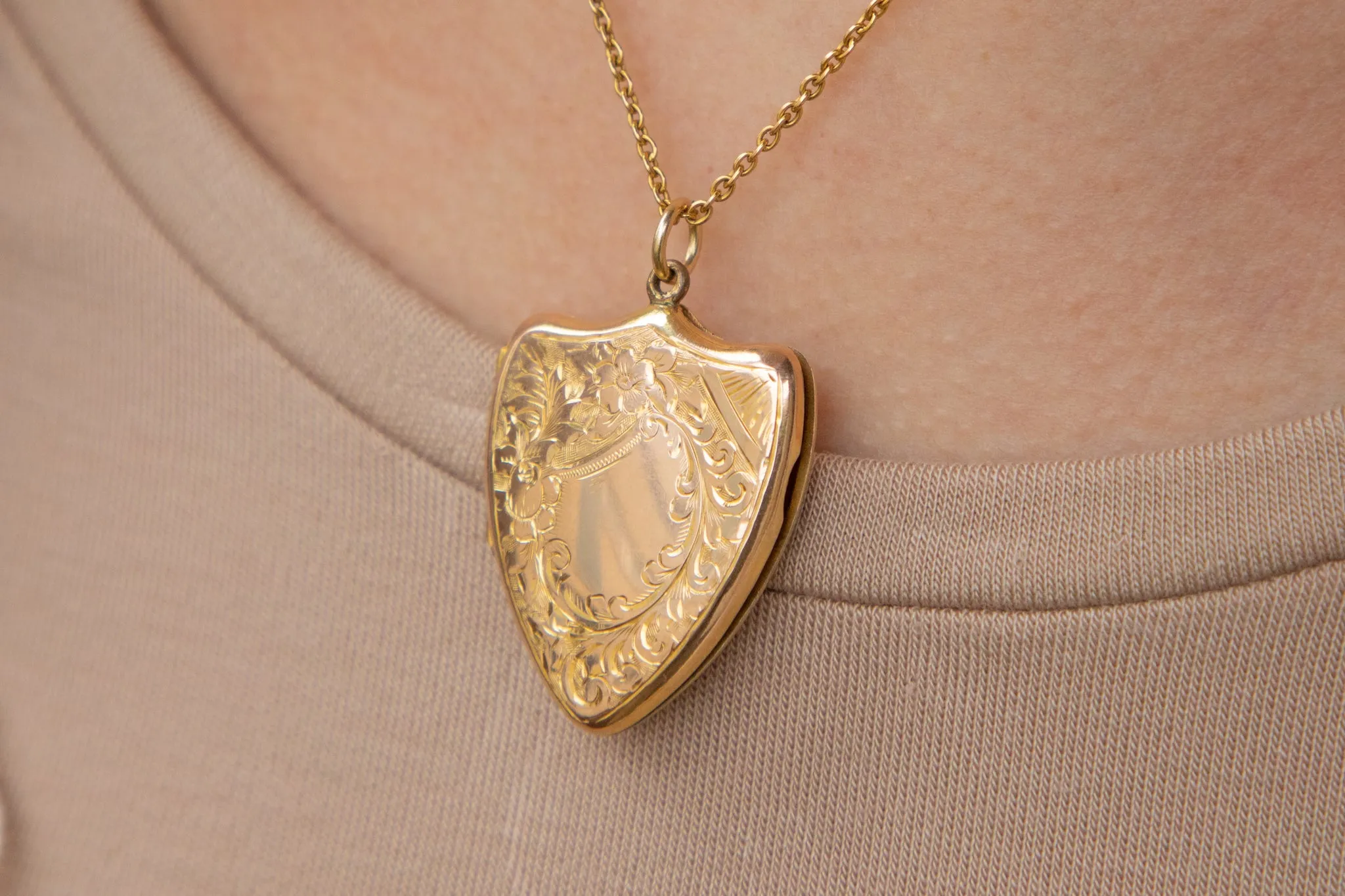 Antique 9ct Gold Engraved Shield Locket