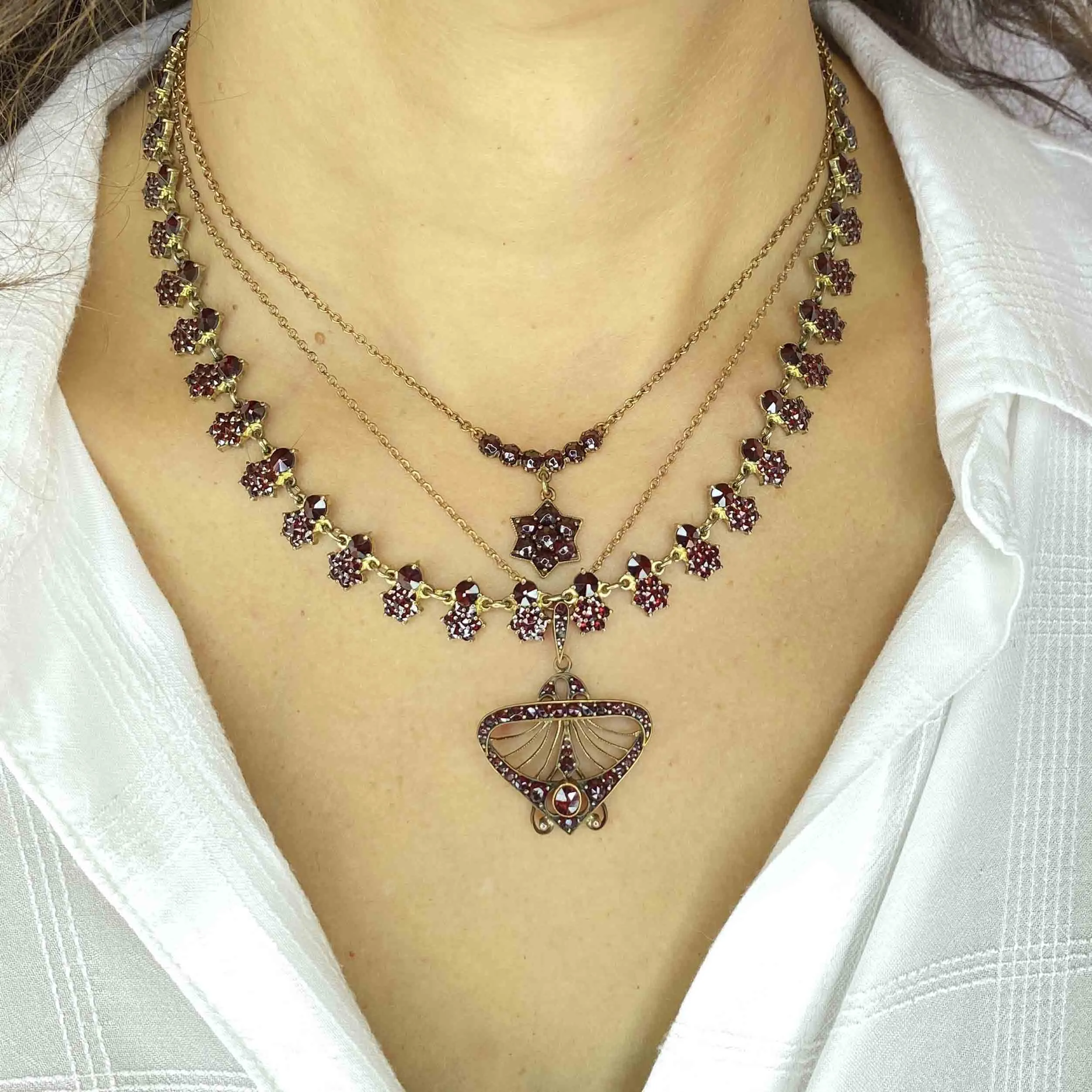 Antique Bohemian Garnet Star Necklace