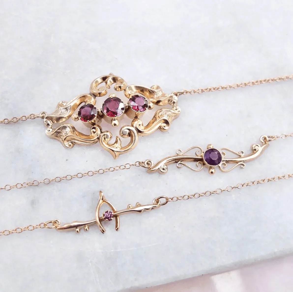 Antique Victorian 9ct Gold Garnet Necklace