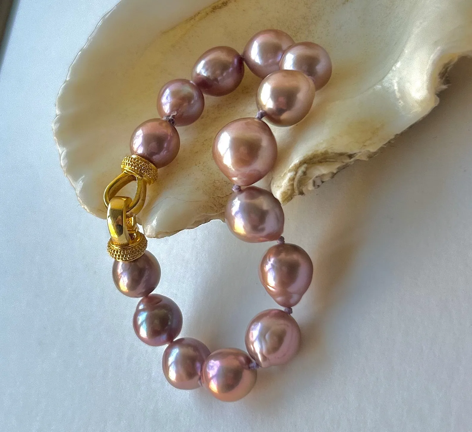 BEAUTIFUL DEEP PURPLE FRESHWATER BAROQUE PEARL BRACELET WITH GOLD VERMEIL