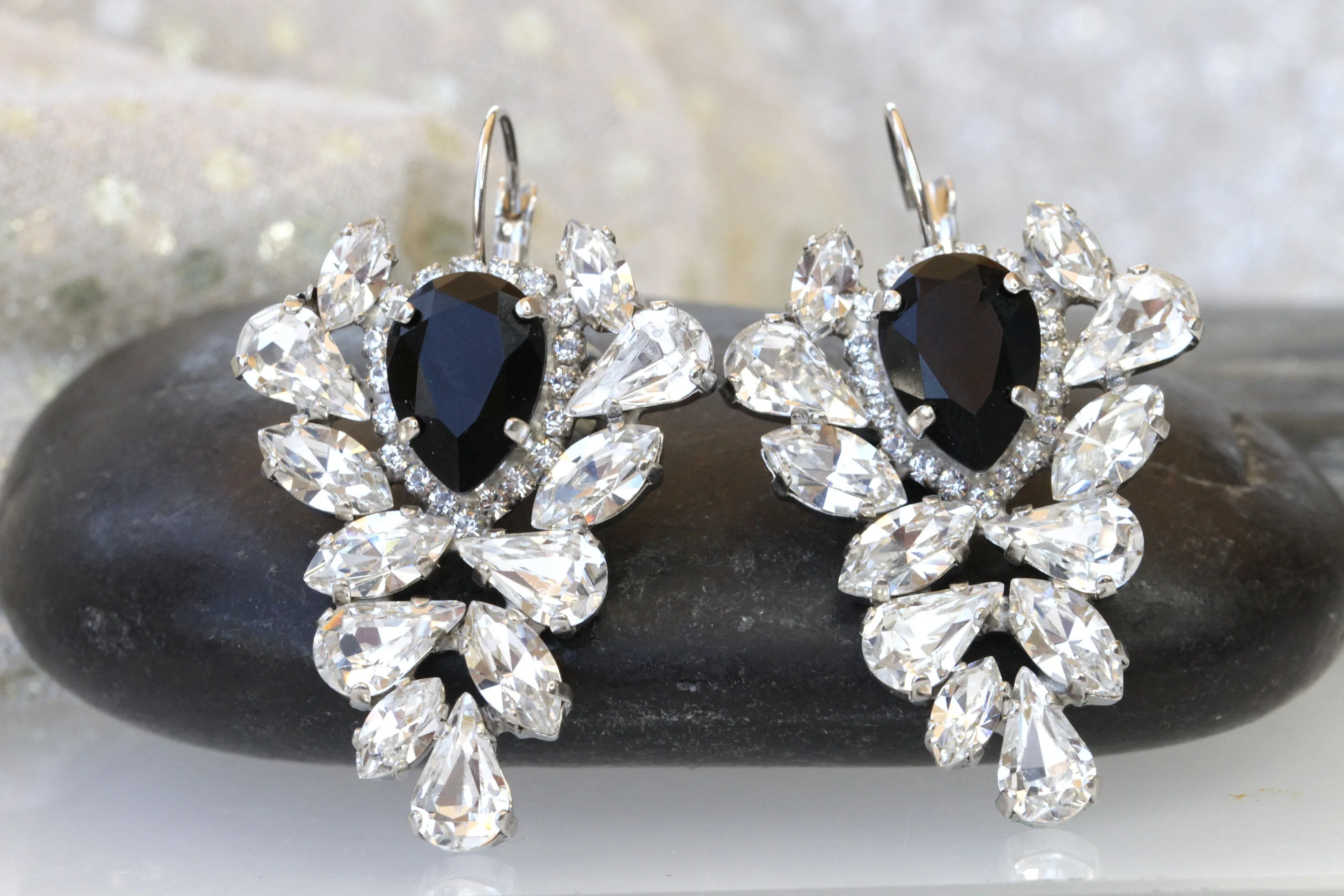 BLACK CLUSTER DROP Earrings