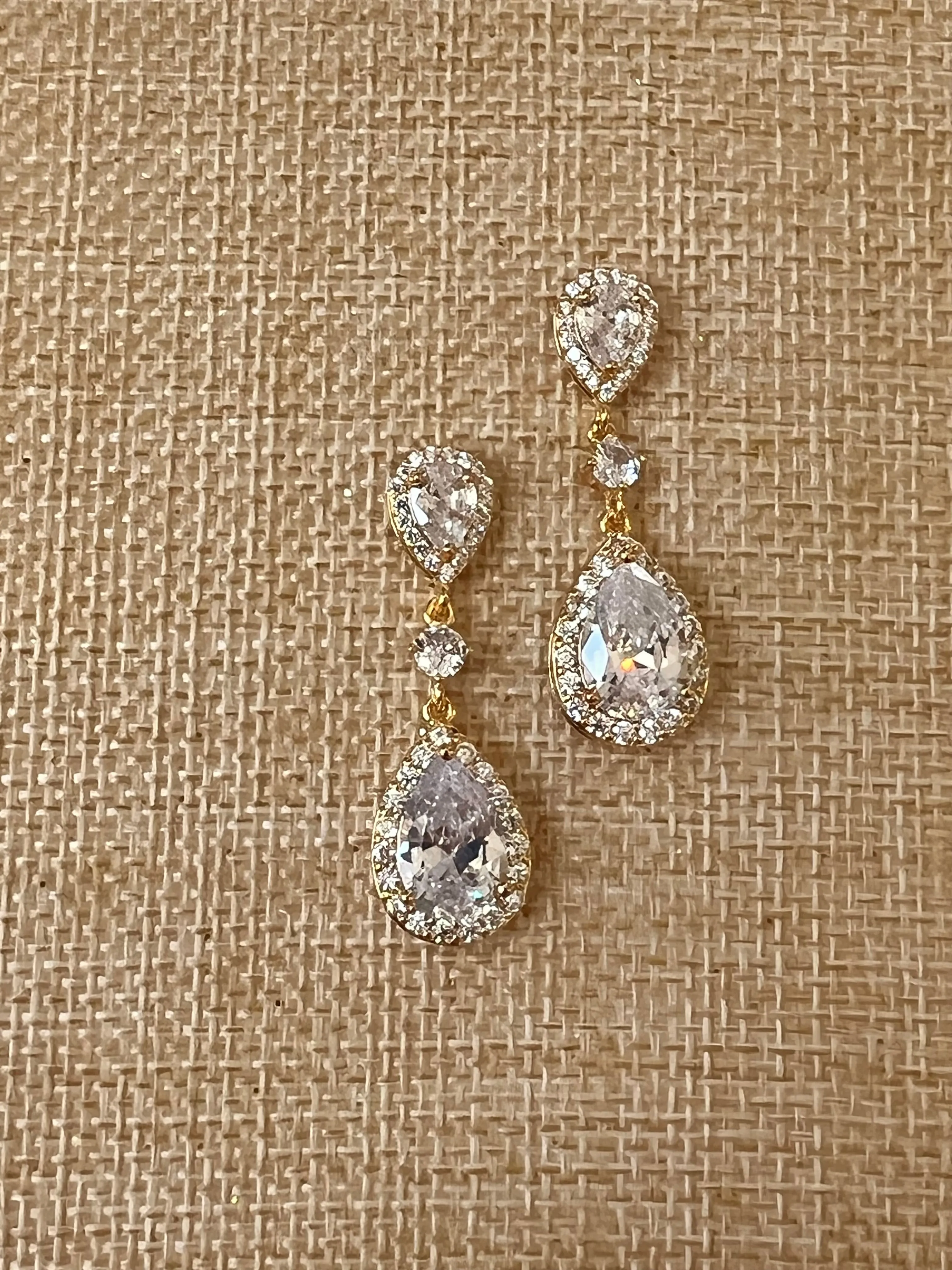 Bridal Earrings, Quinceanera Swarovski and Zirconia Classic Earring