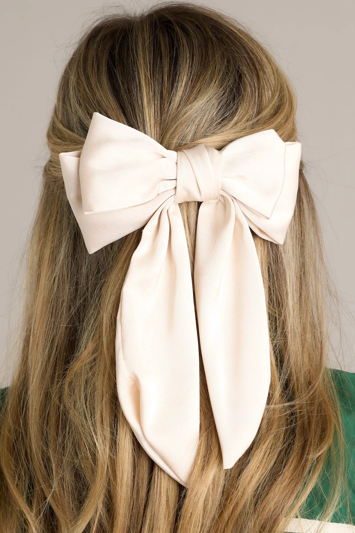 Clean Cut Ivory Clip In Bow