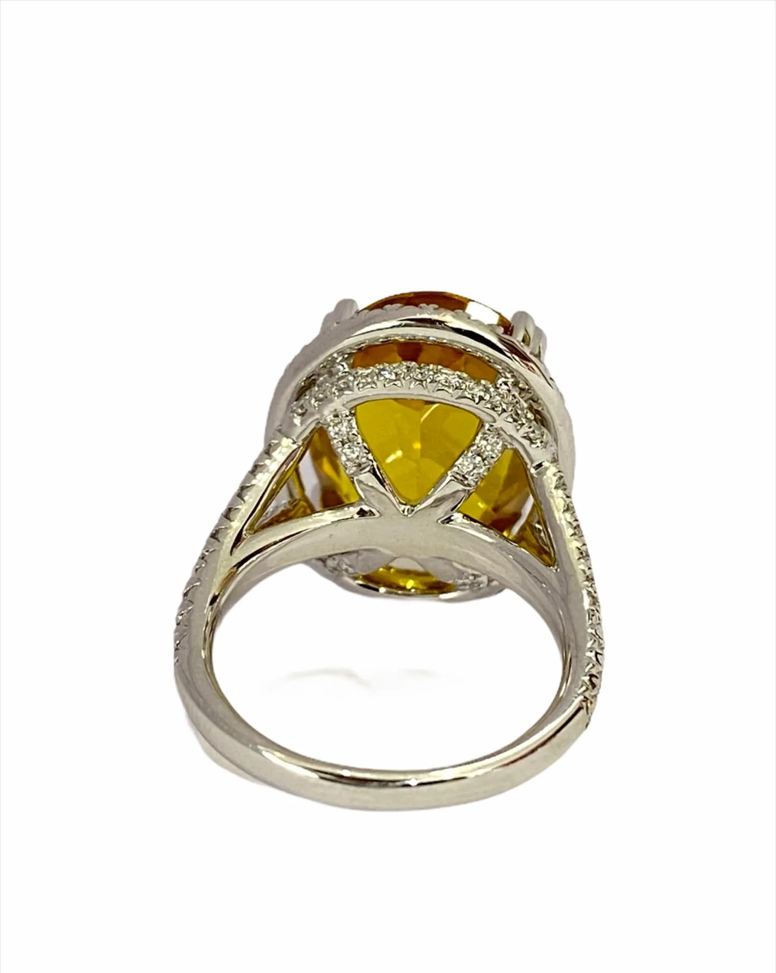 Cocktail citrine diamondring