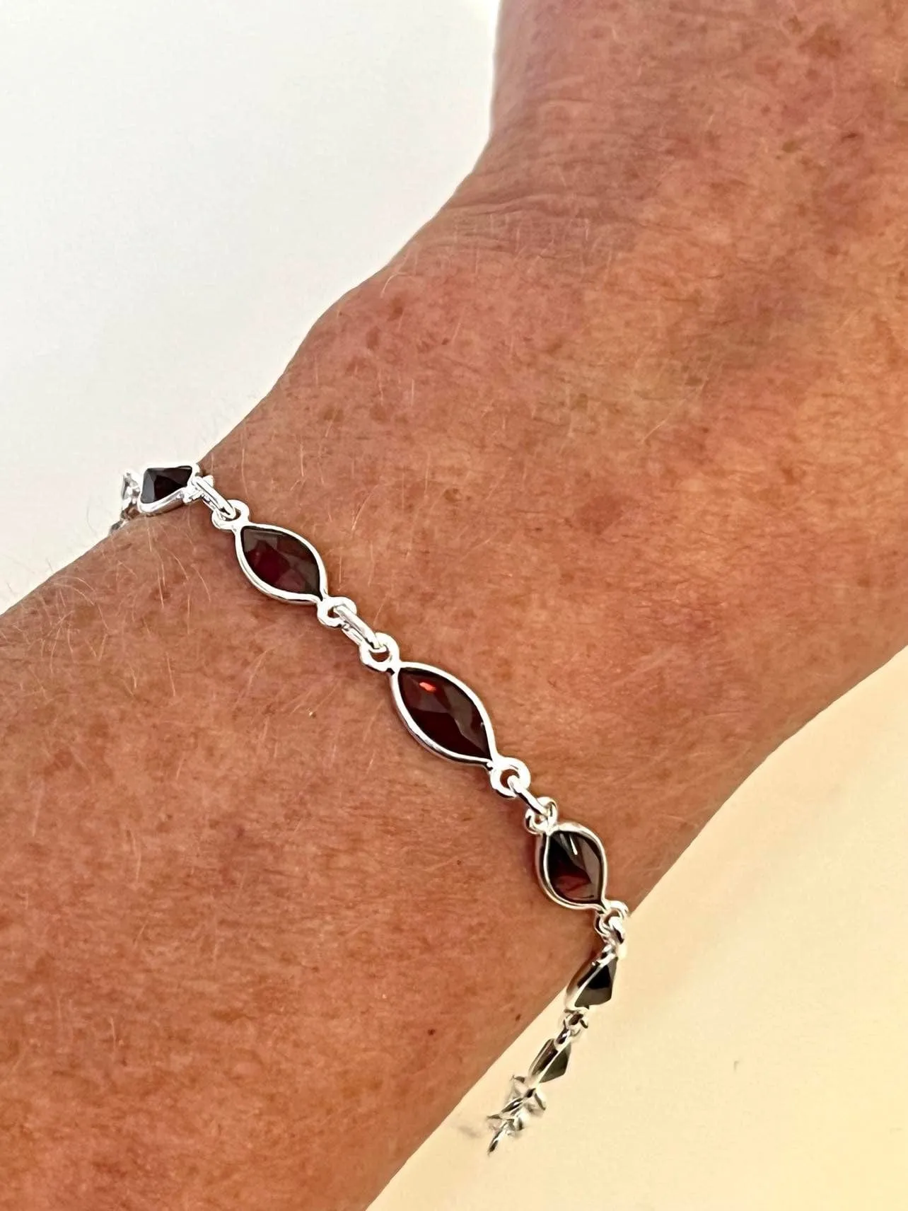 Diamant Garnet Bracelet