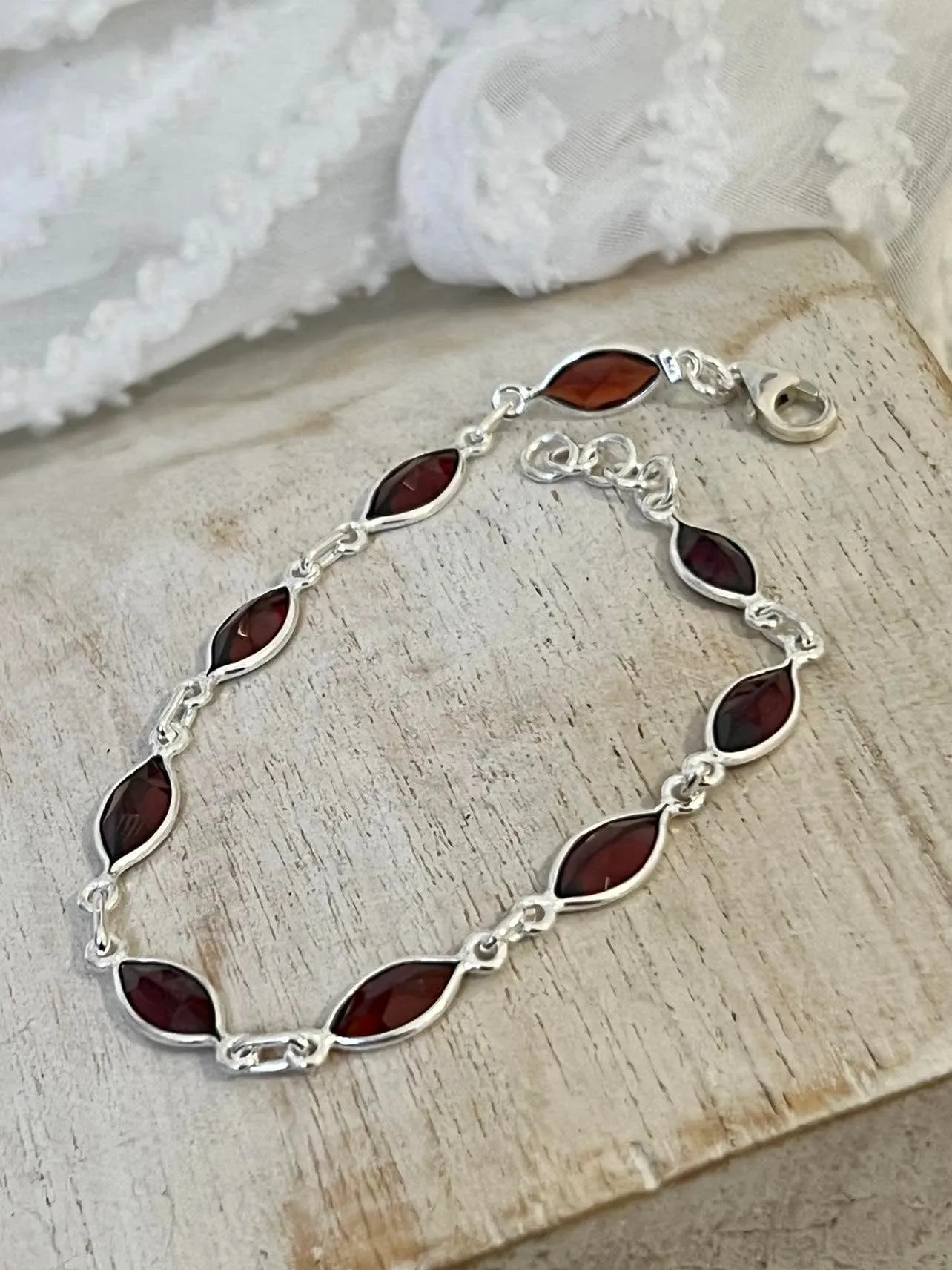 Diamant Garnet Bracelet