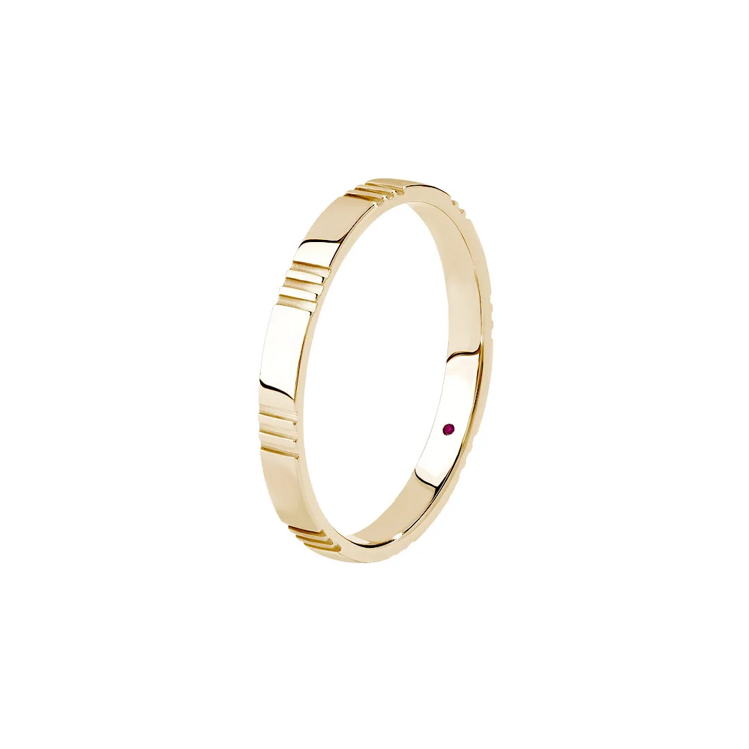 Etched Band Ring in Gold