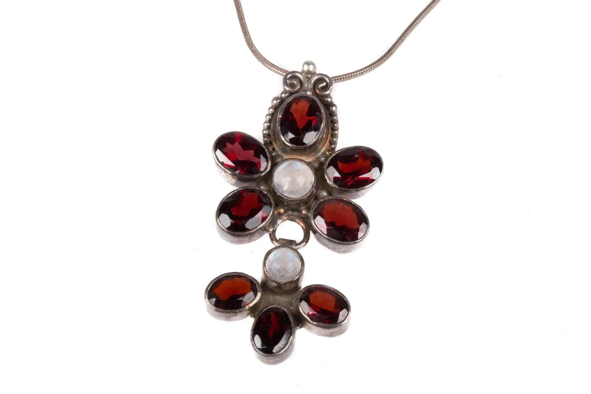 Garnet and moonstone pendant silver necklace