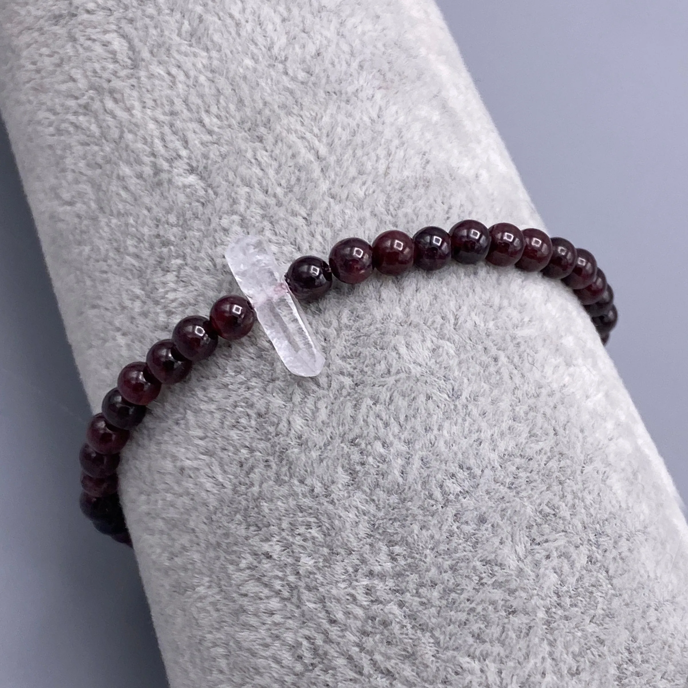 Garnet and quartz Bracelet