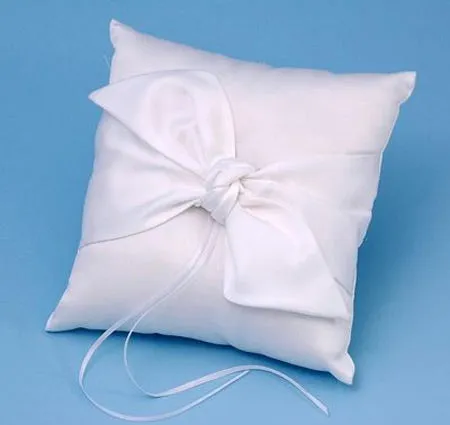 Love Knot Ring Bearer Pillow