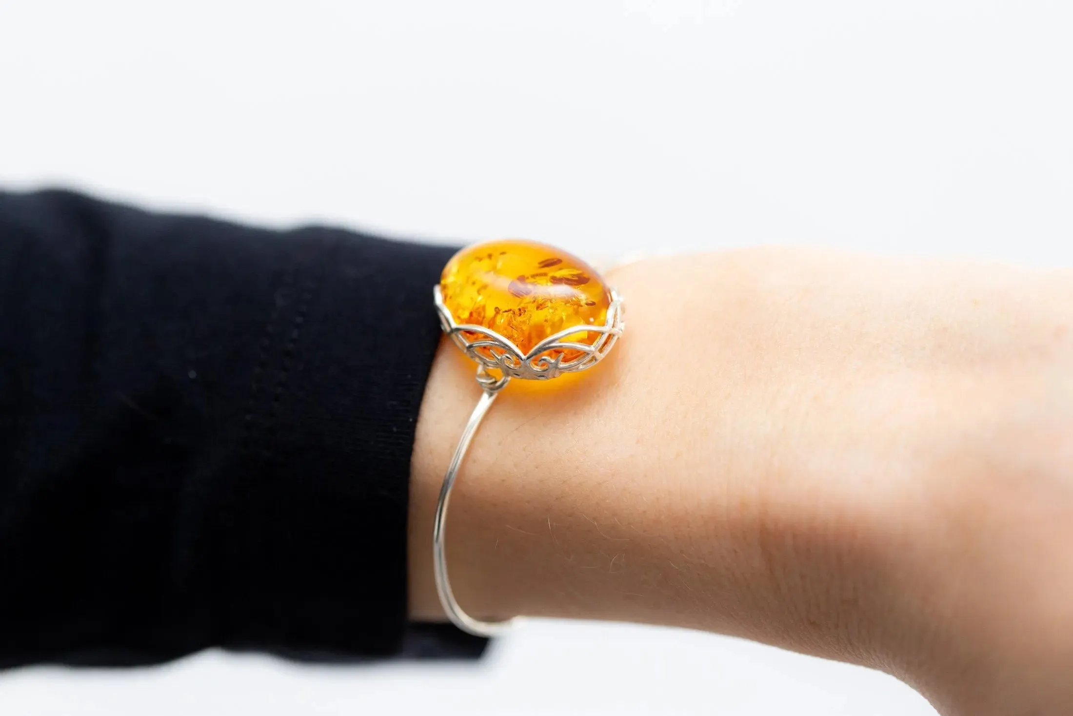 Modern Baltic Amber Fixed Bangle