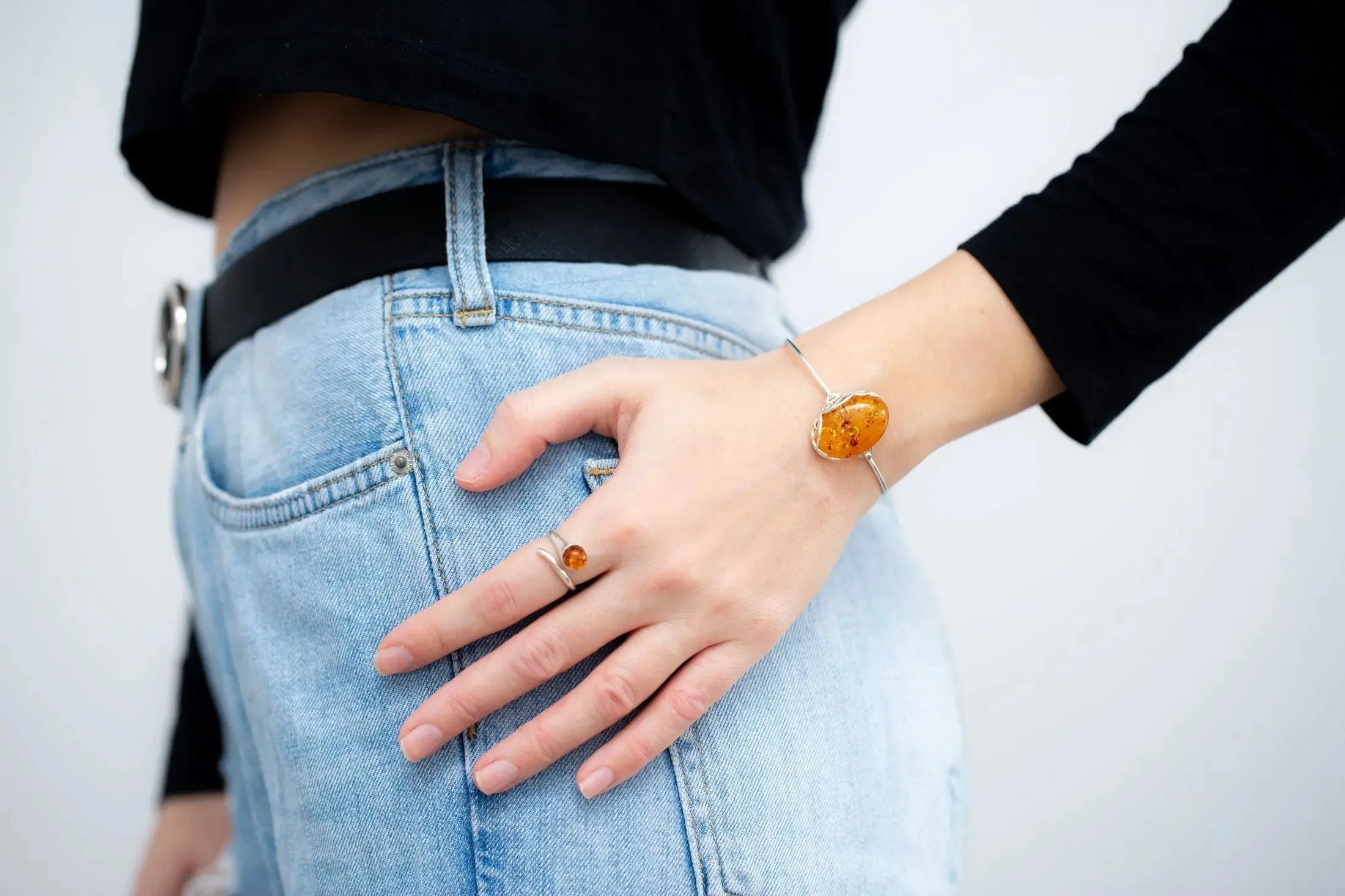 Modern Baltic Amber Fixed Bangle