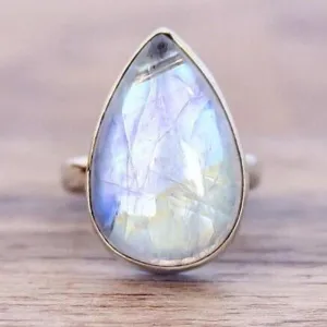 Moonstone Vintage Water Drop White Stone Female Fashion Ring