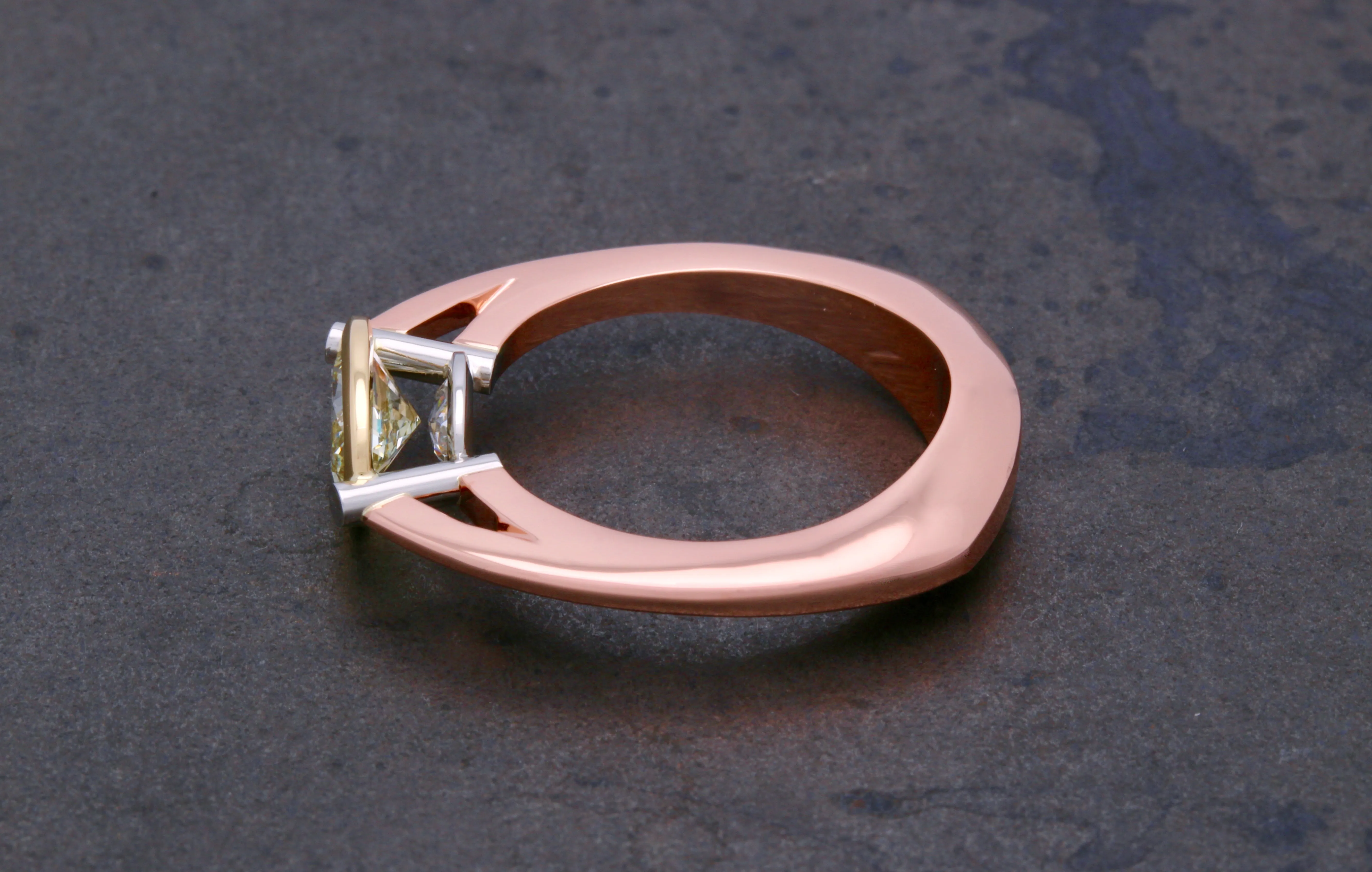 Oraria Ring