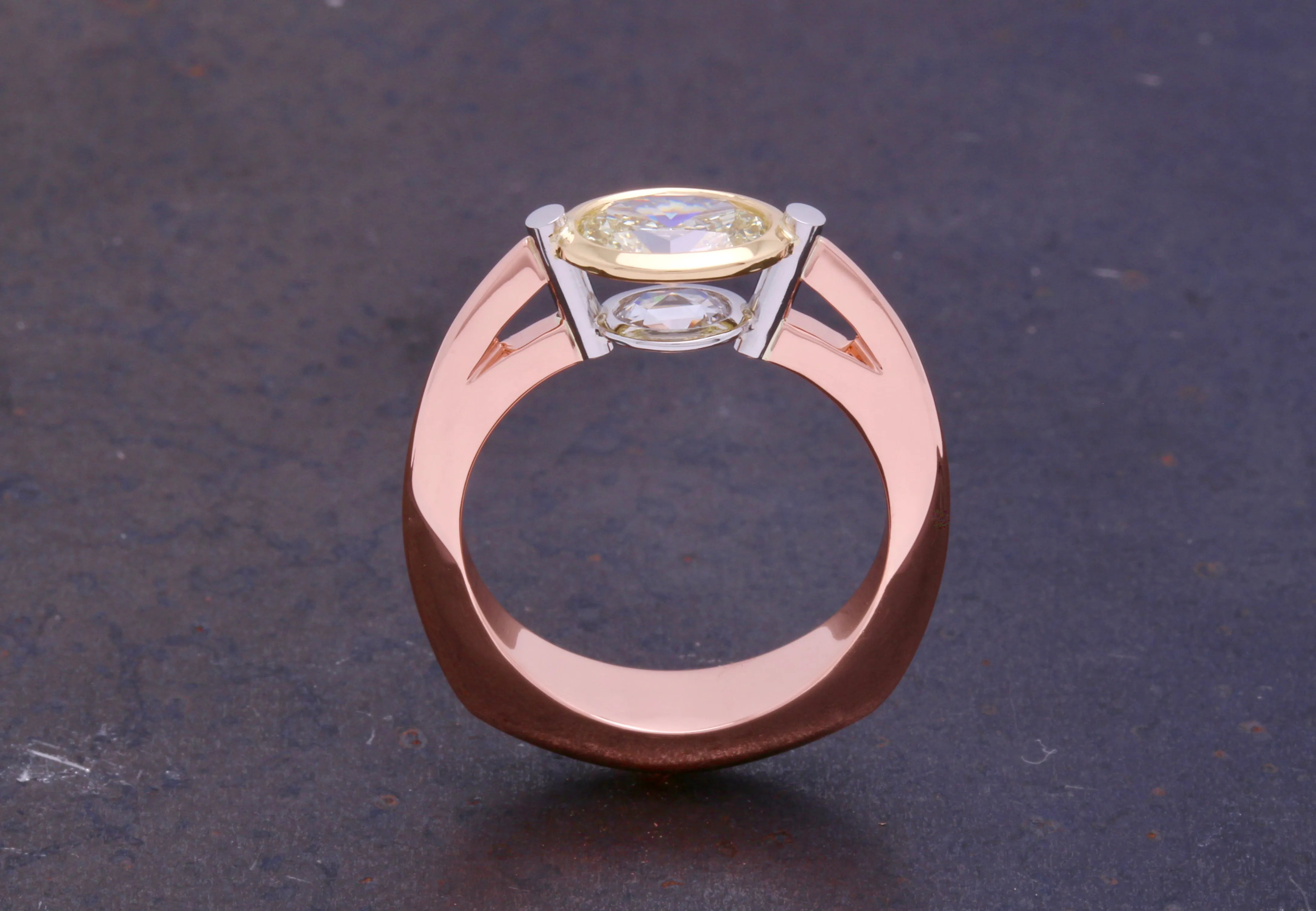 Oraria Ring