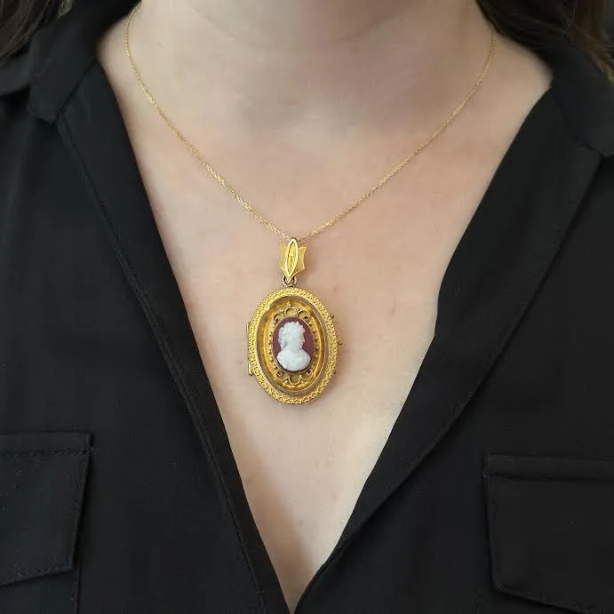 Victorian 10K Yellow Gold Cameo Locket Pendant