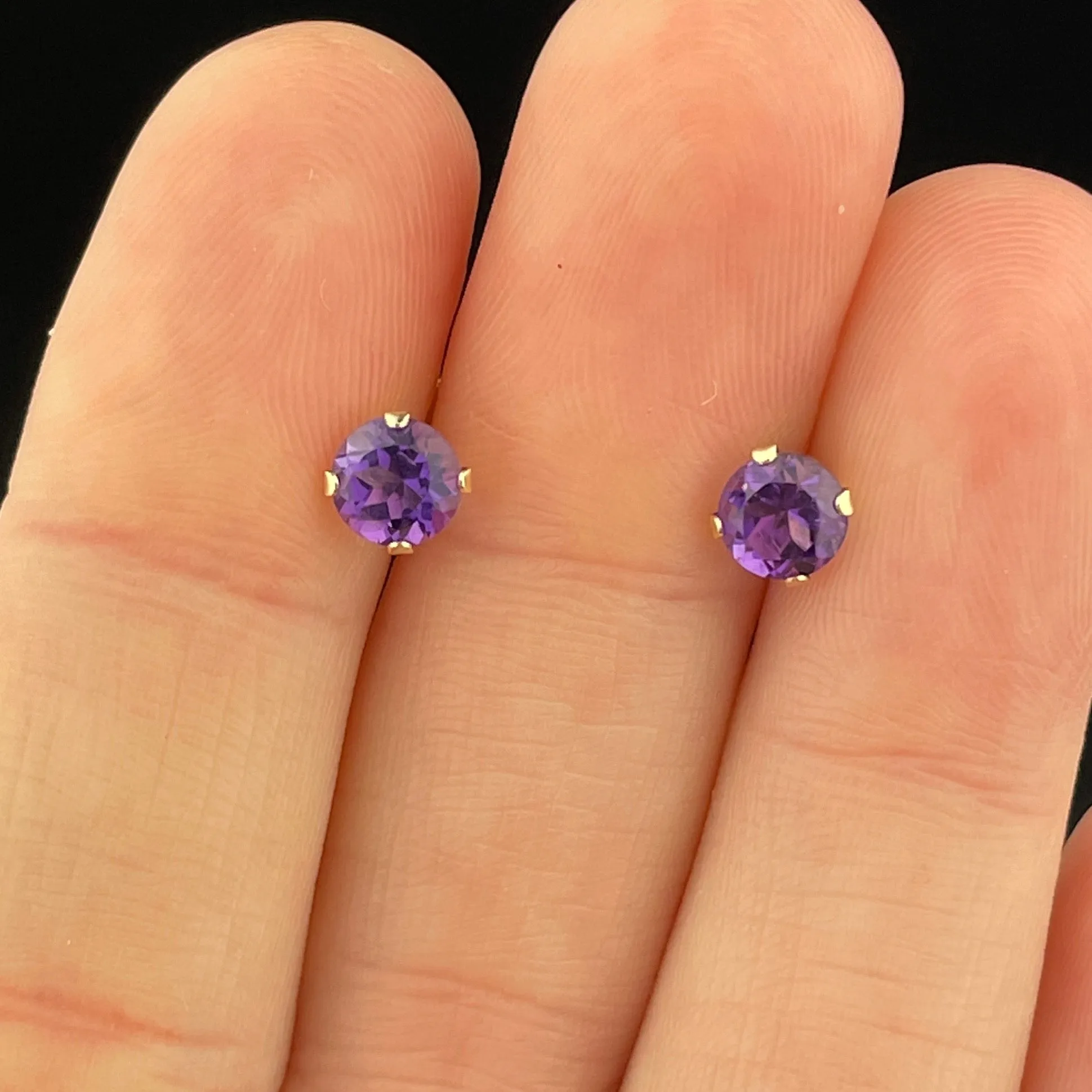 Vintage 14K Gold Amethyst Post Stud Earrings