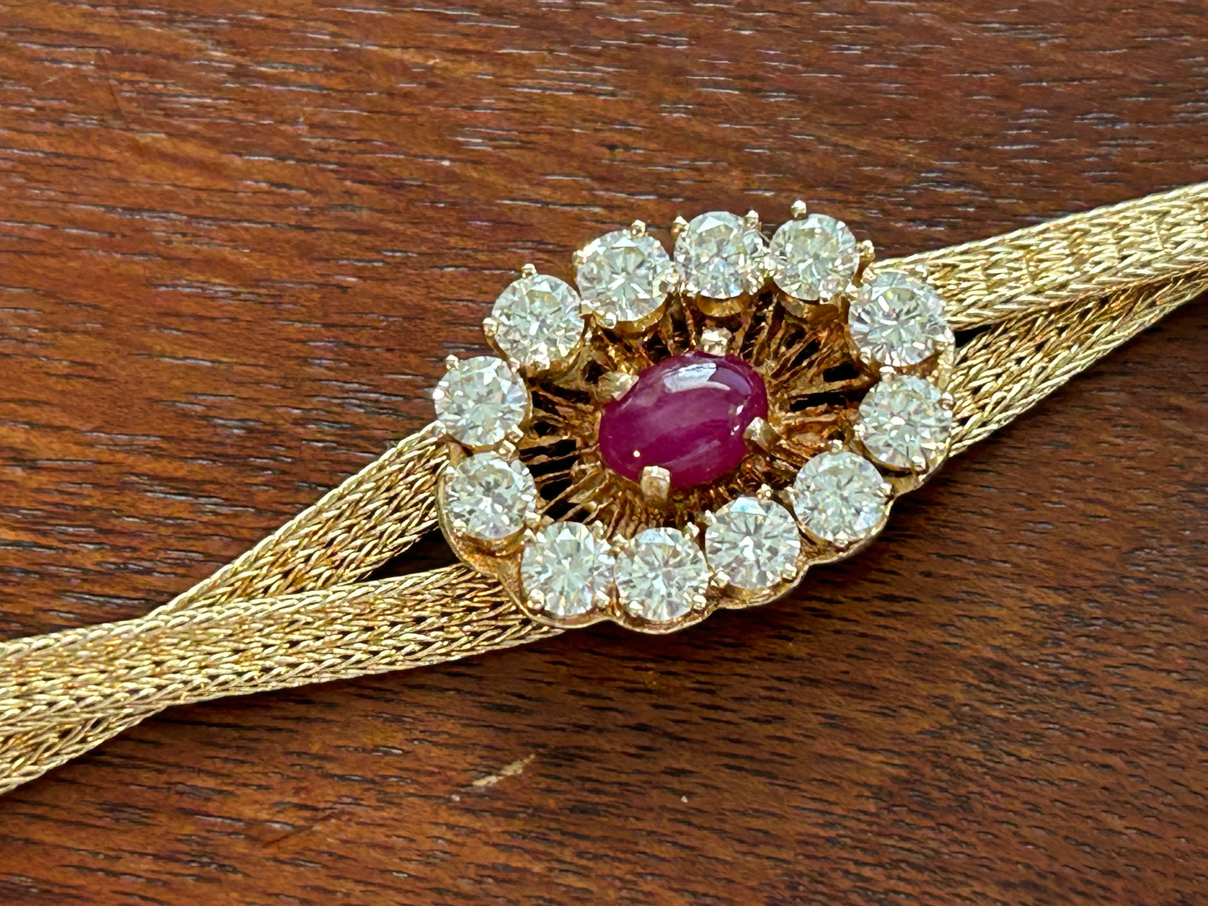 Vintage 14k Yellow Gold 3ctw Diamond Ox Blood Ruby Cabochon Mesh Bracelet