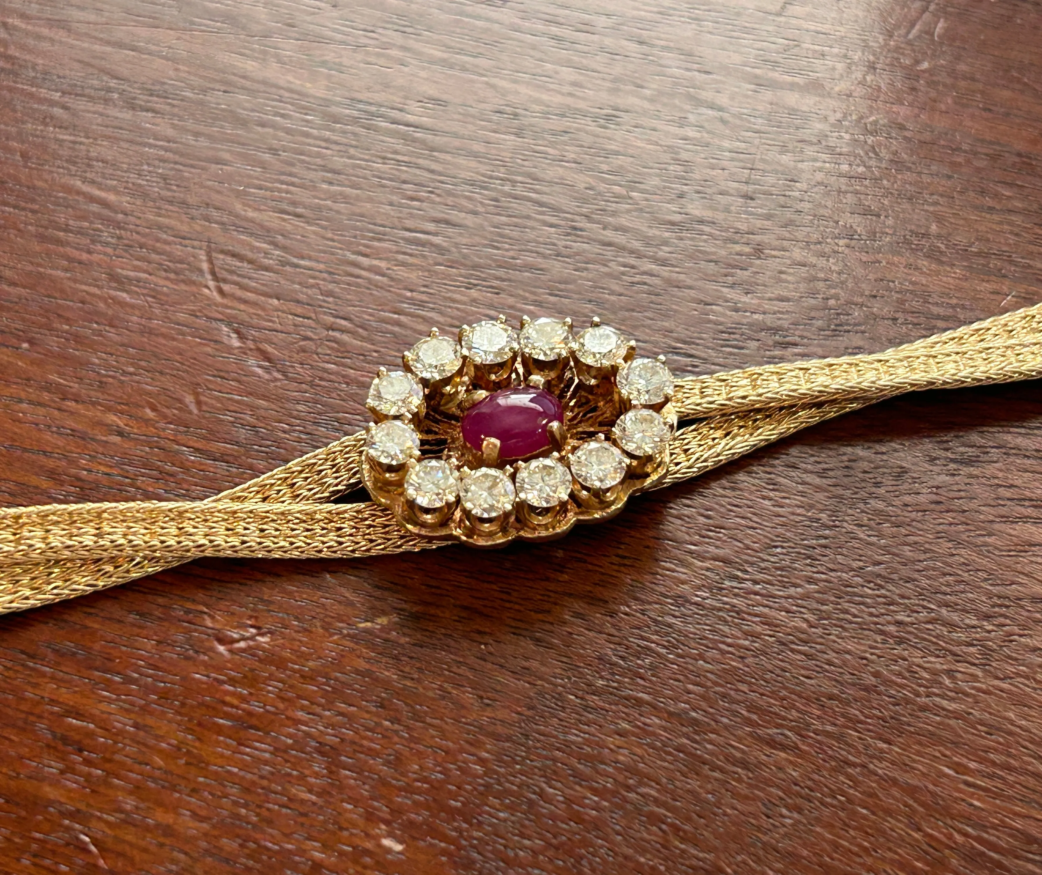 Vintage 14k Yellow Gold 3ctw Diamond Ox Blood Ruby Cabochon Mesh Bracelet