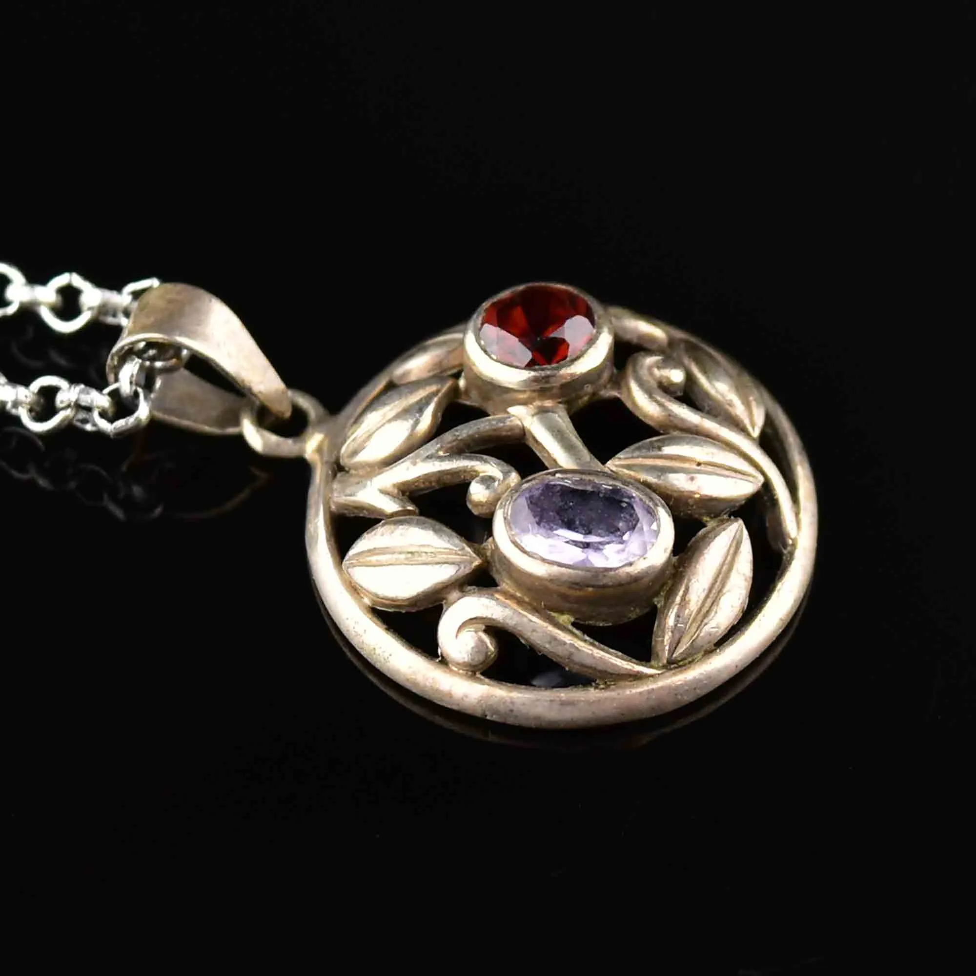 Vintage Silver Floral Amethyst Garnet Pendant Necklace